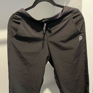 Reebok Training Pants/Joggers Women Black Size S